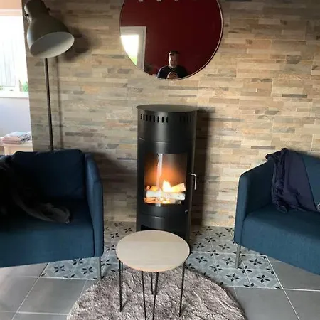 Maison Bord De Dans La Petite Irlande Дом отдыха