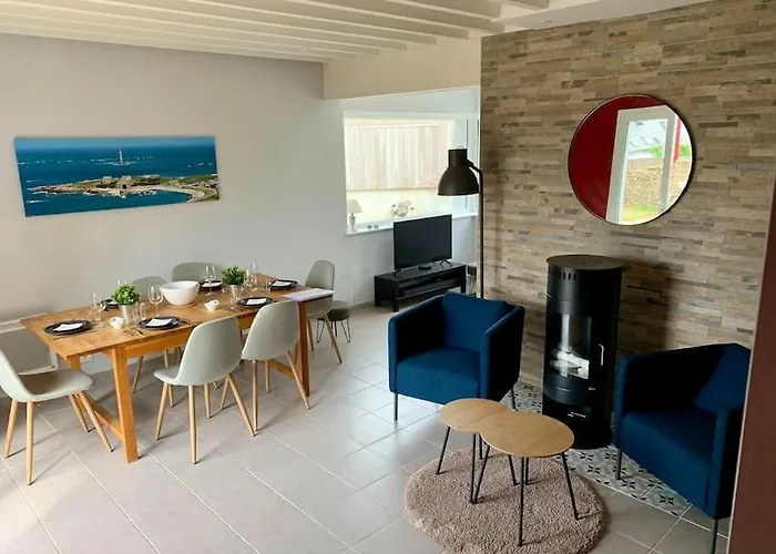 Maison Bord De Dans La Petite Irlande Auderville