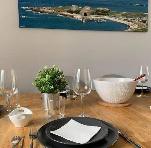 Maison Bord De Dans La Petite Irlande בית נופש *